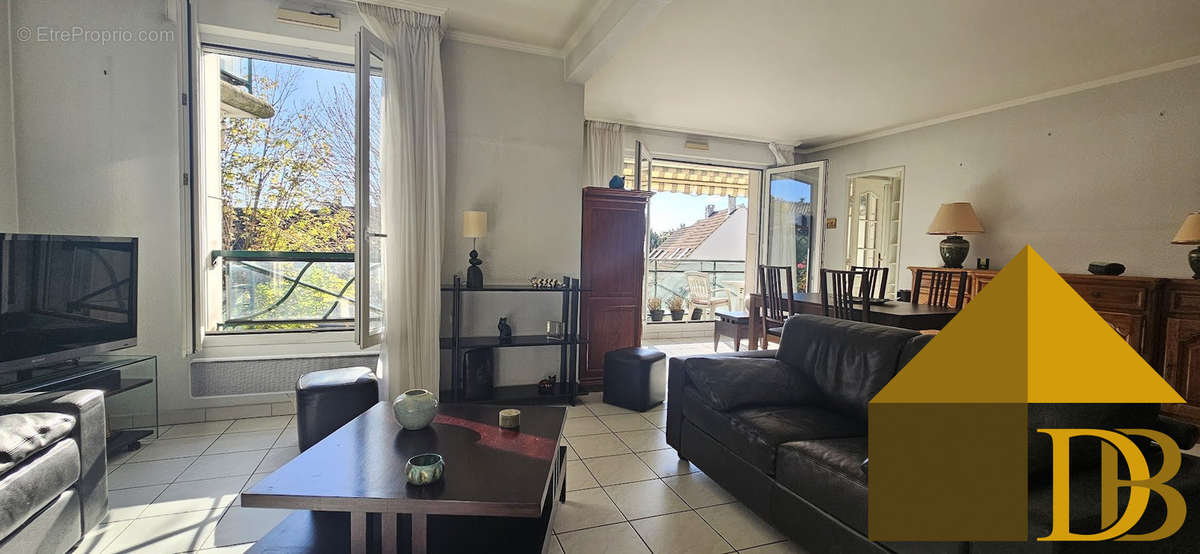 Appartement à MAISONS-ALFORT