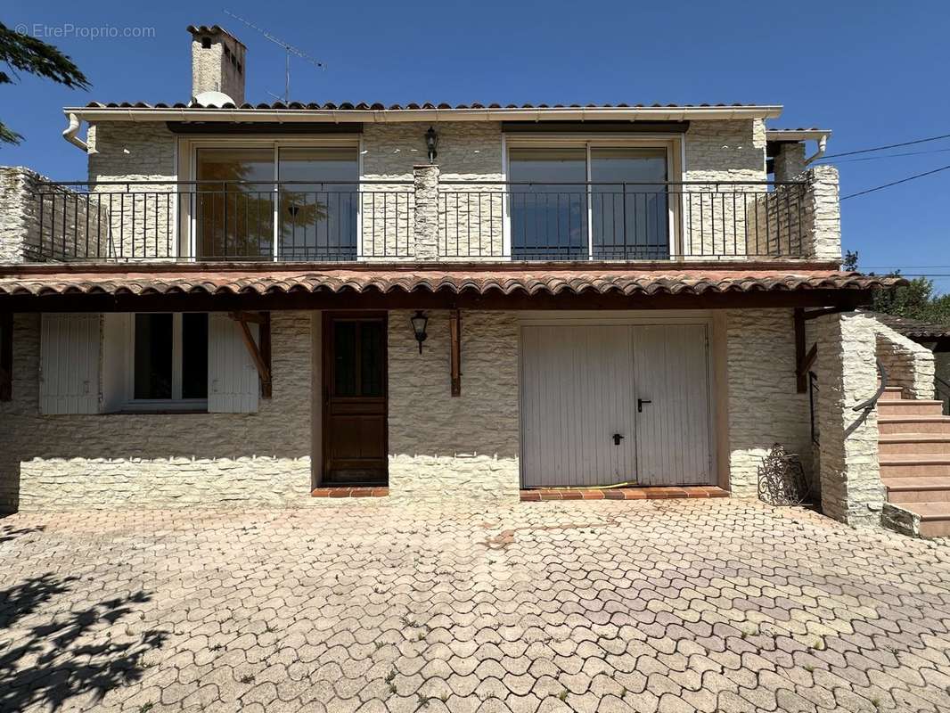 Maison à FORCALQUIER