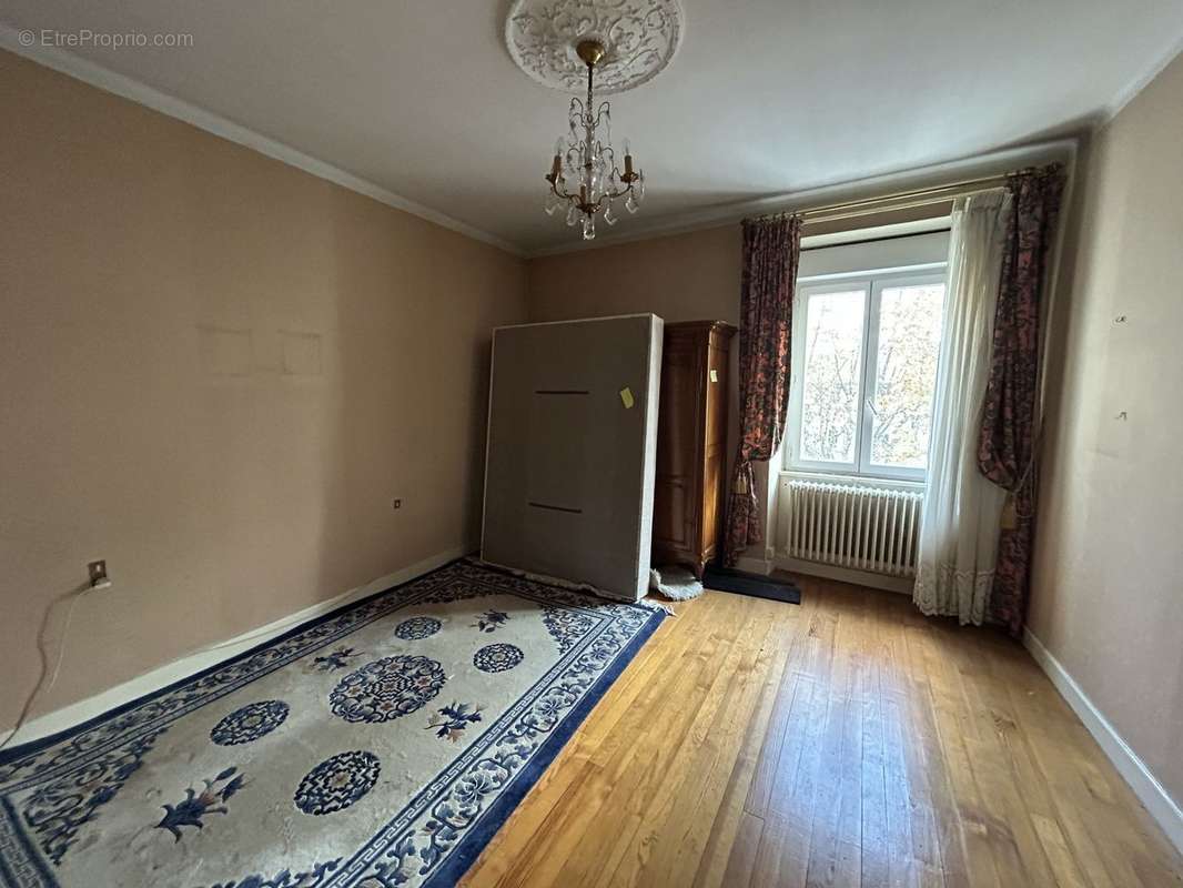 Appartement à PRIVAS