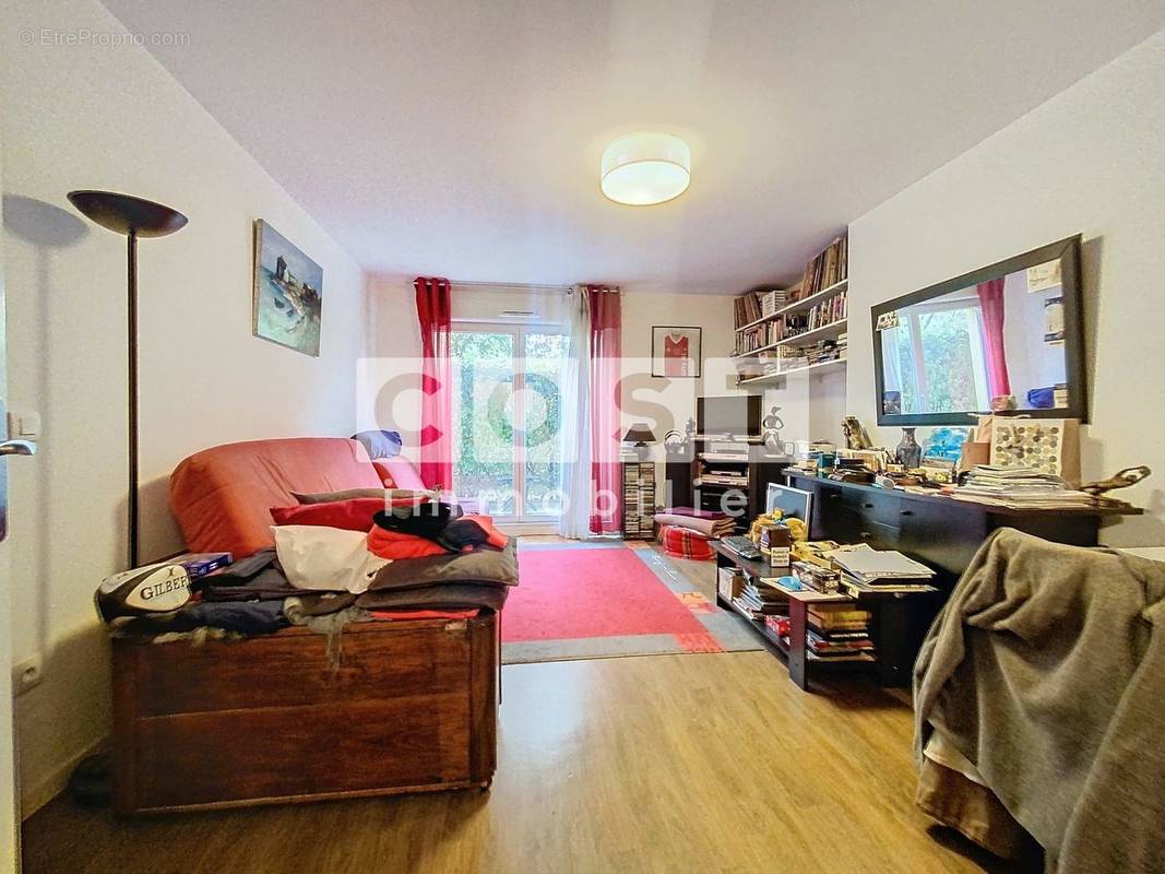 Appartement à GENNEVILLIERS