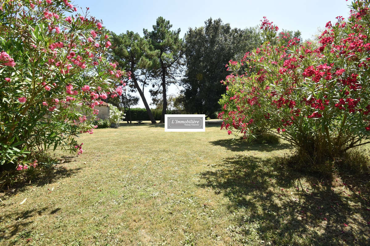 Maison à TONNAY-CHARENTE