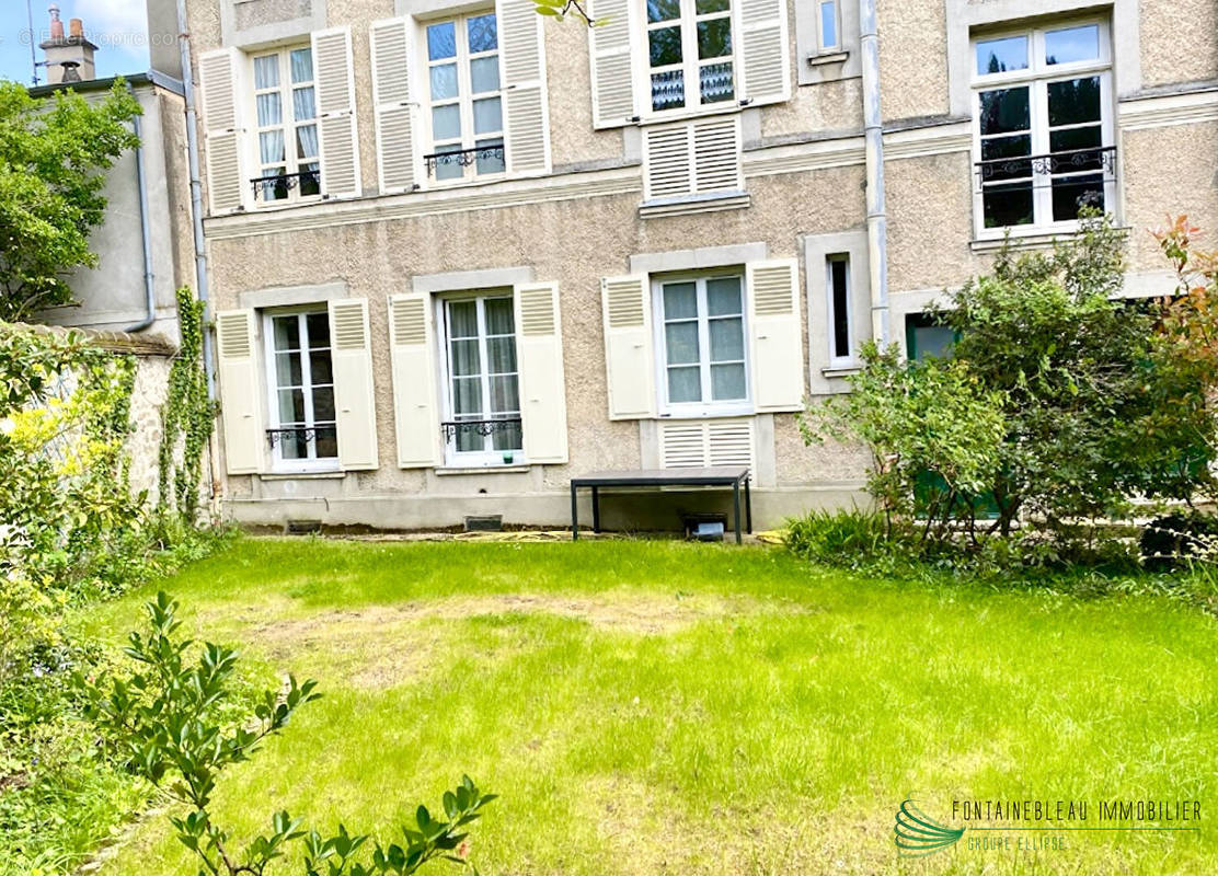 Appartement à FONTAINEBLEAU