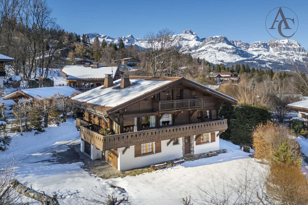 Maison à COMBLOUX