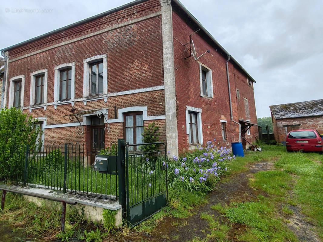 Maison à ORIGNY-EN-THIERACHE