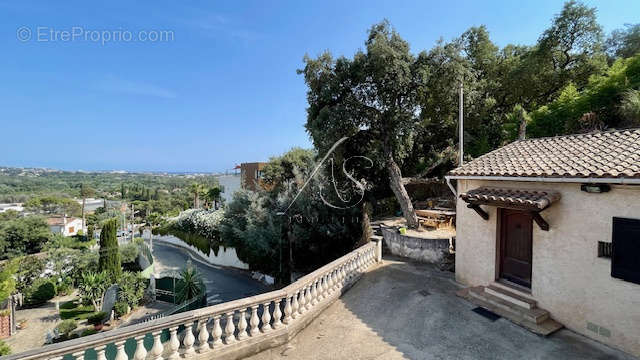 Maison à MANDELIEU-LA-NAPOULE