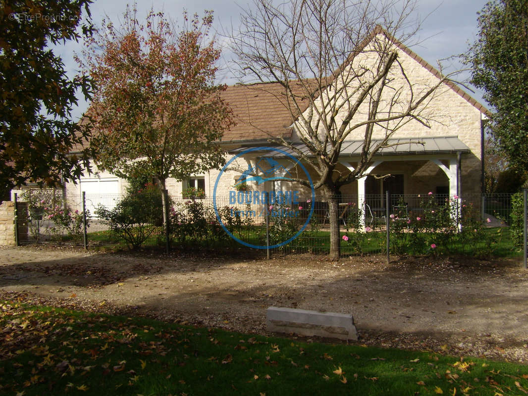 Maison à CHALON-SUR-SAONE