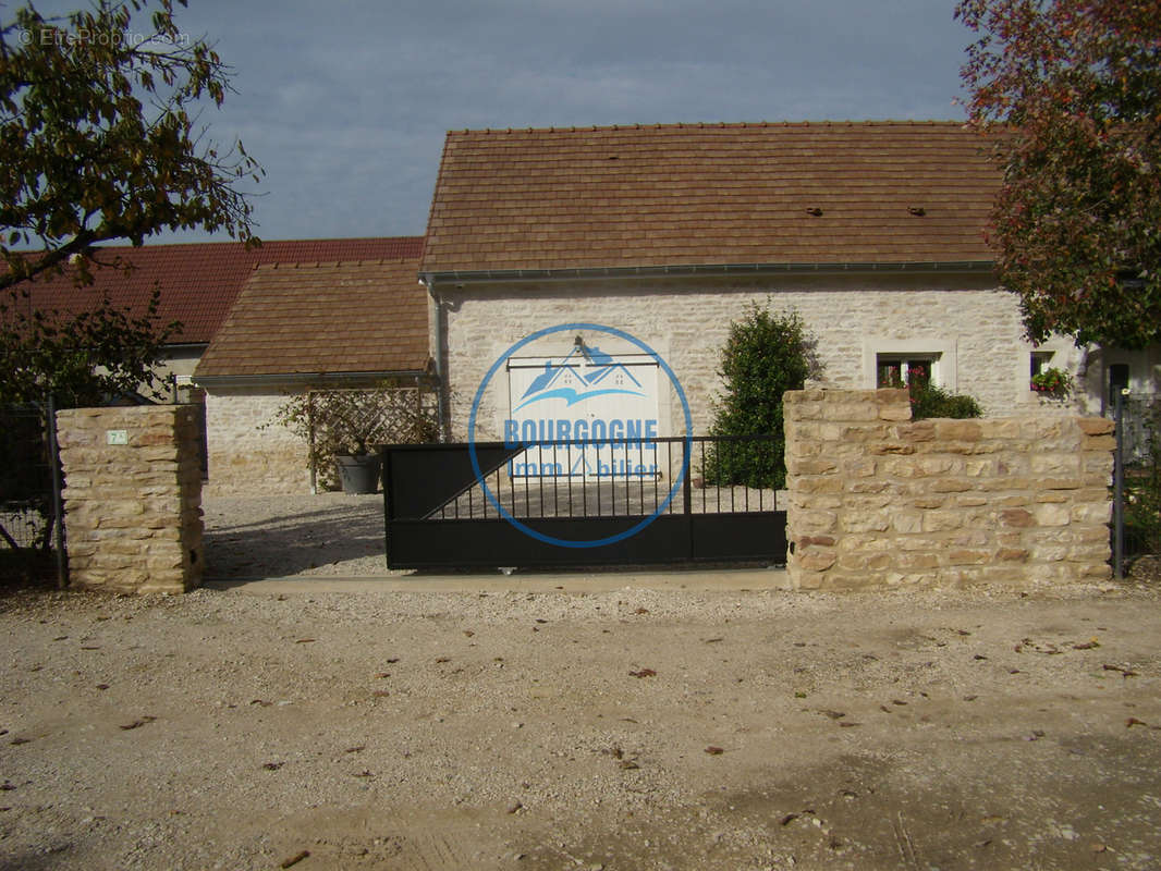 Maison à CHALON-SUR-SAONE