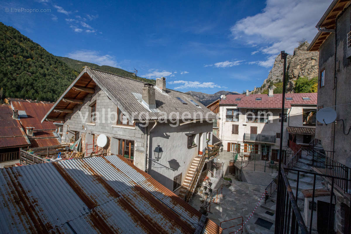 Appartement à GUILLAUMES