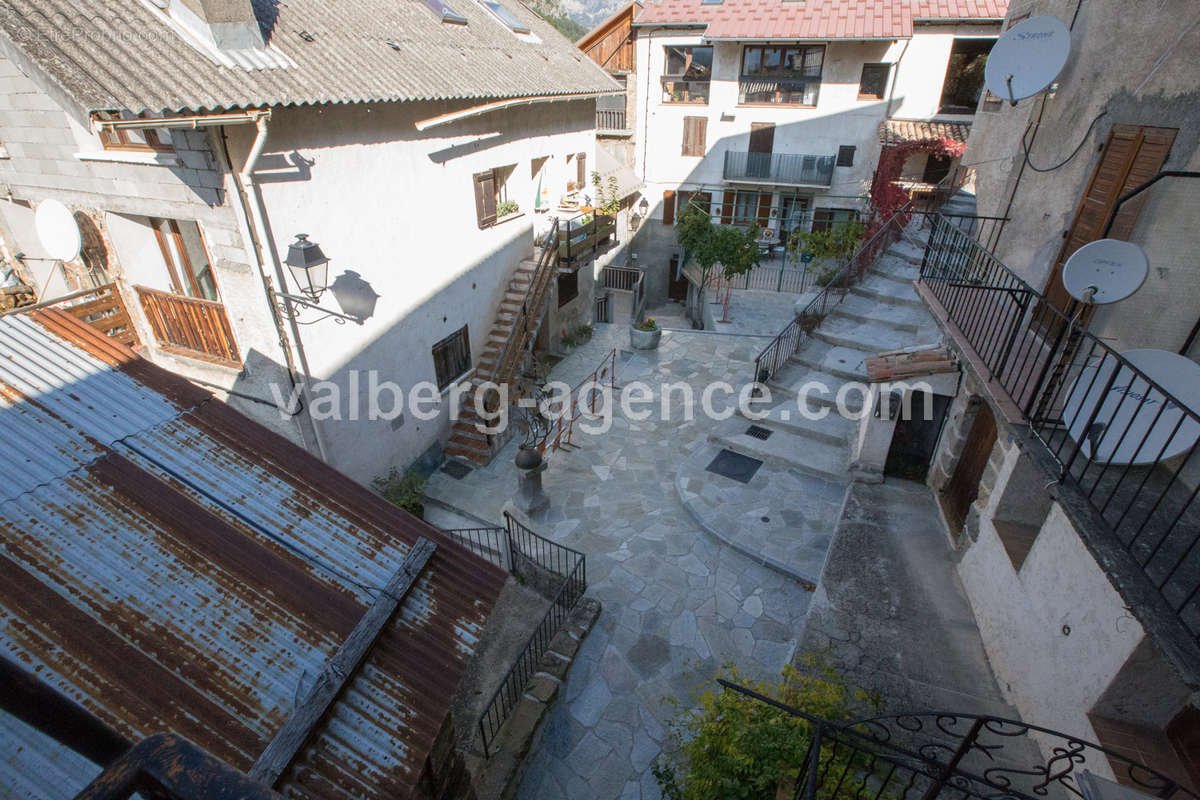 Appartement à GUILLAUMES