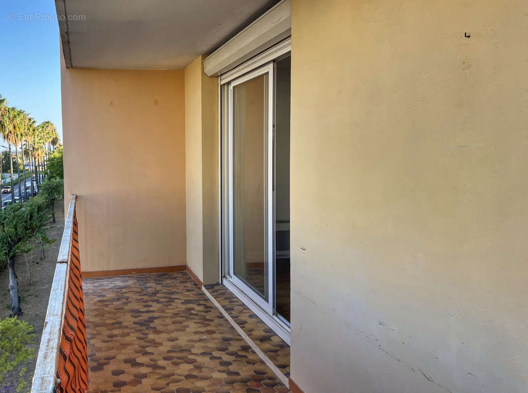 Appartement à HYERES