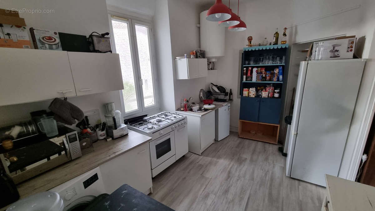 Appartement à MOULEZAN