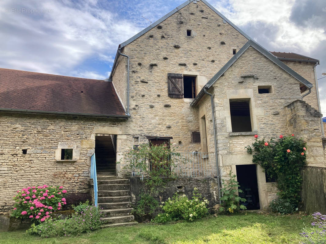 Maison à MONTBARD