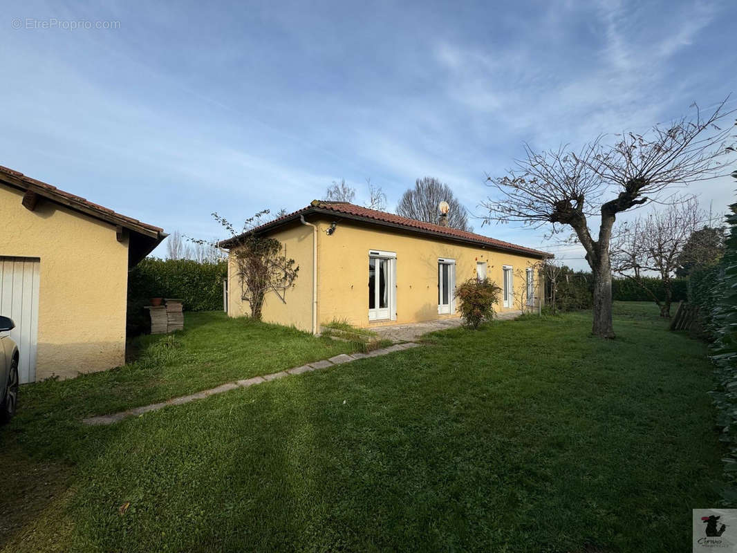 Maison à SAINT-PIERRE-D&#039;EYRAUD