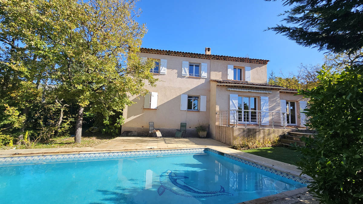 Maison à SAINT-VALLIER-DE-THIEY