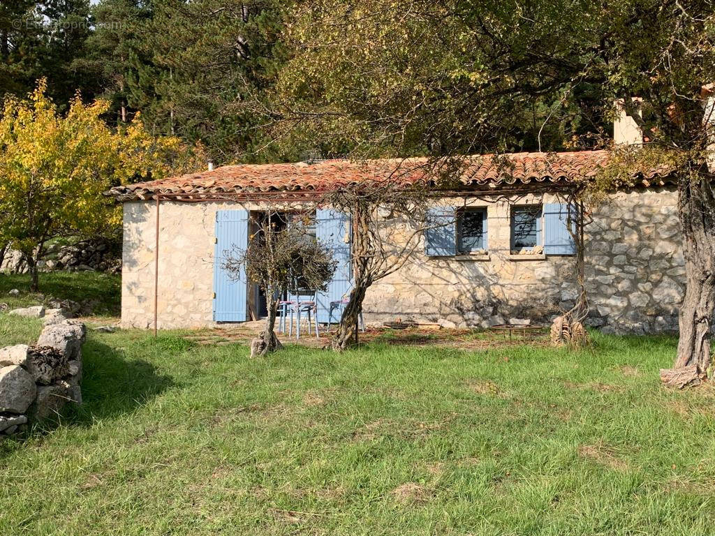 Maison à CAUSSOLS