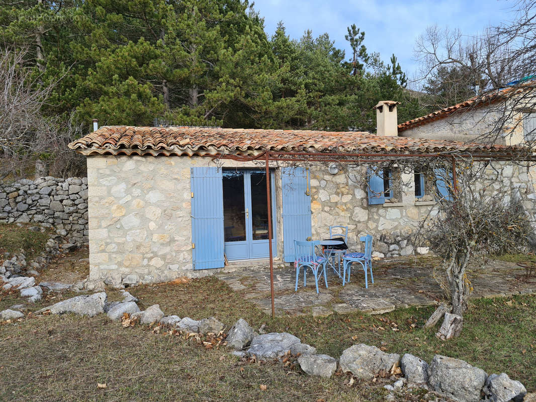 Maison à CAUSSOLS