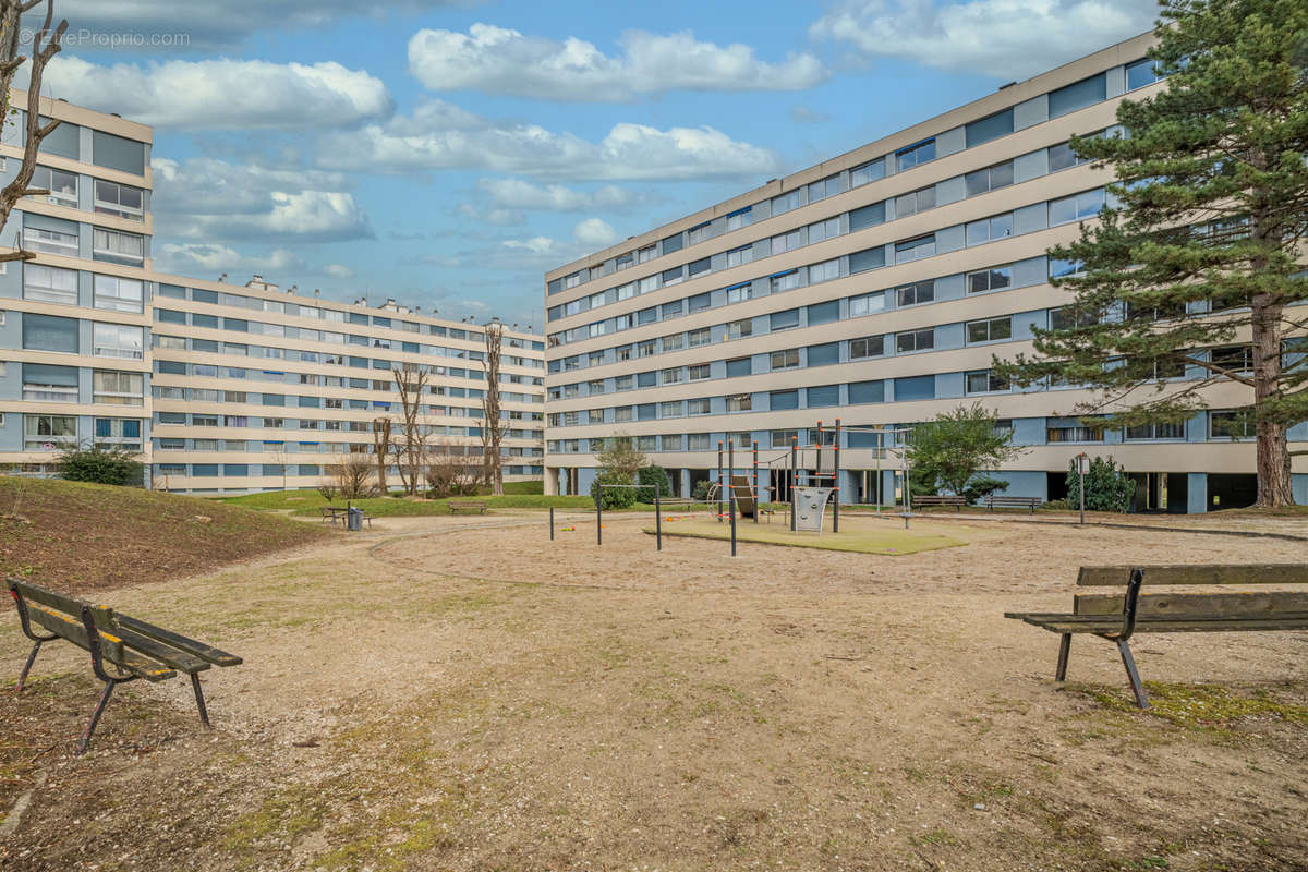 Appartement à SEYSSINET-PARISET