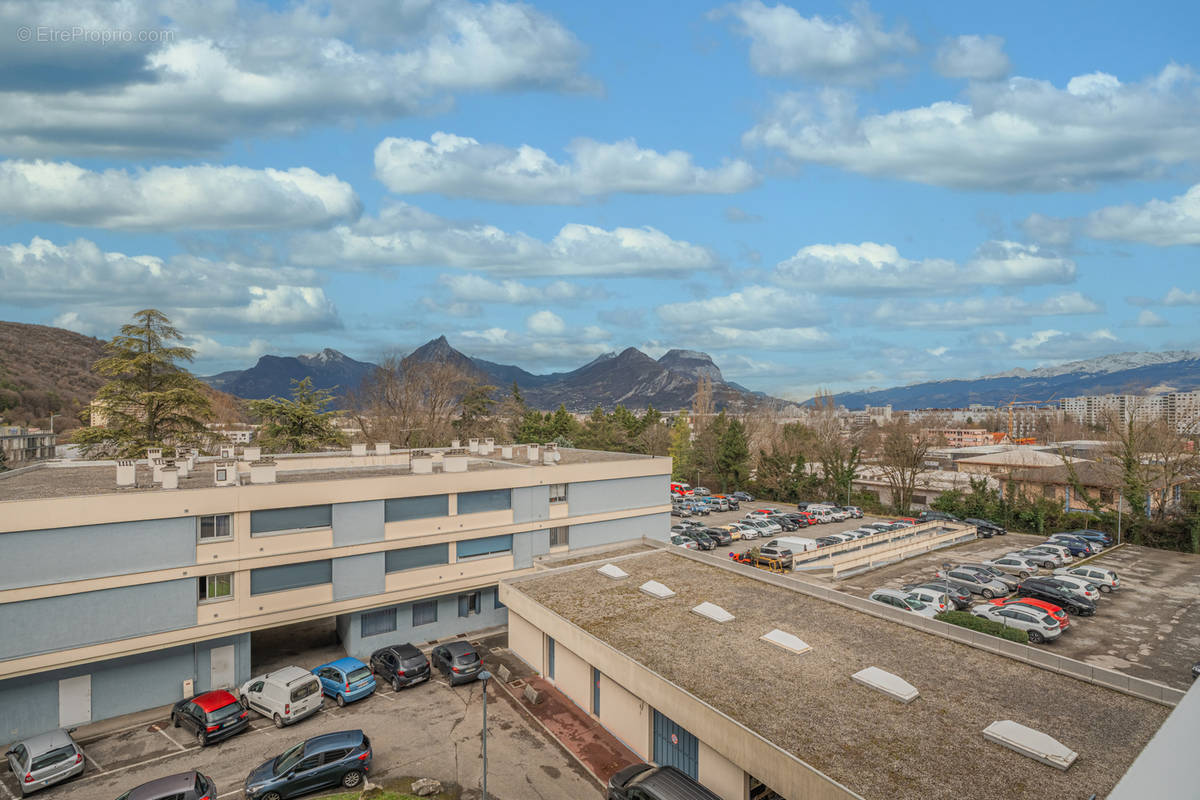 Appartement à SEYSSINET-PARISET