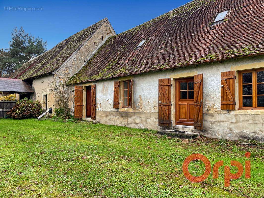 Maison à BANNEGON