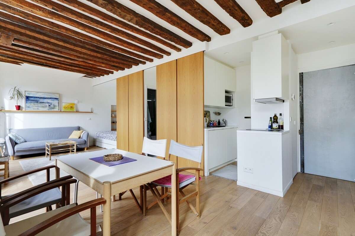 Appartement à PARIS-4E