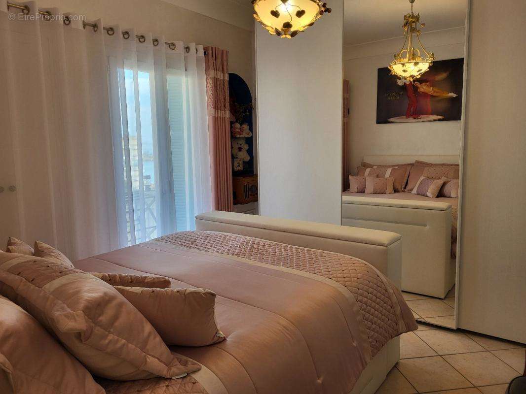 Appartement à MENTON