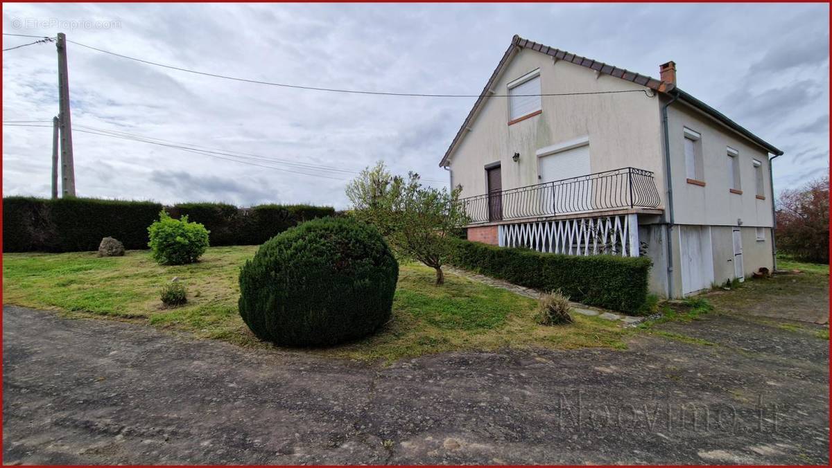 Maison à CERANS-FOULLETOURTE