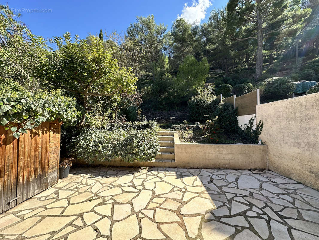 Maison à CARNOUX-EN-PROVENCE