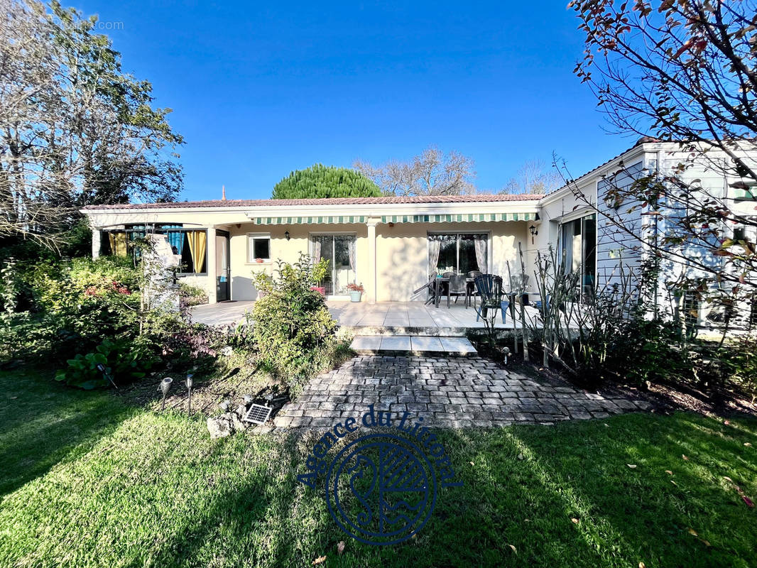 Maison à SAINT-SULPICE-DE-ROYAN