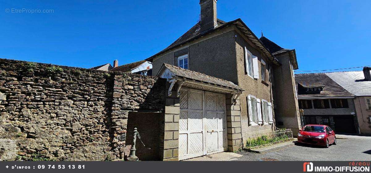 Maison à LUBERSAC