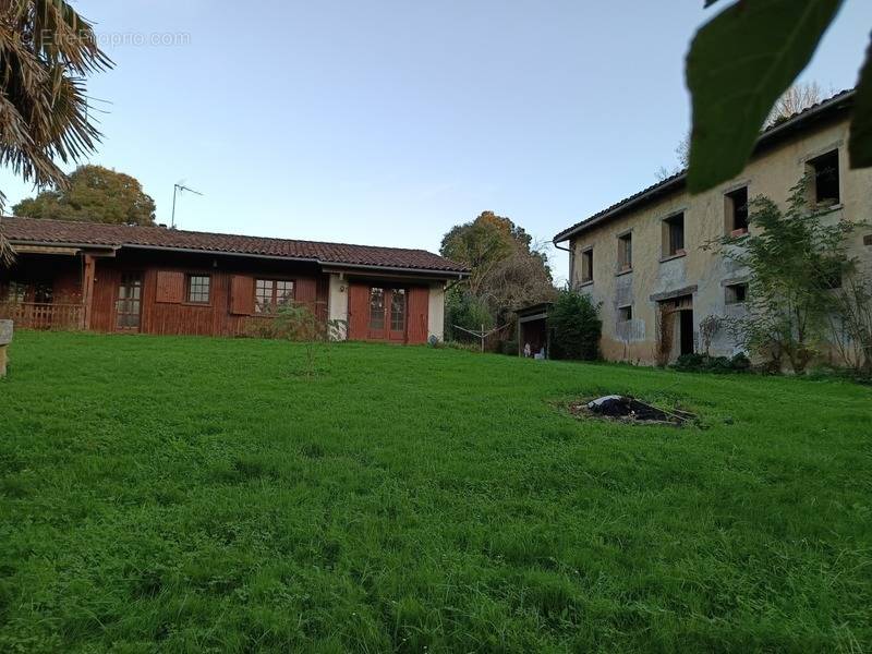 Maison à AIRE-SUR-L&#039;ADOUR