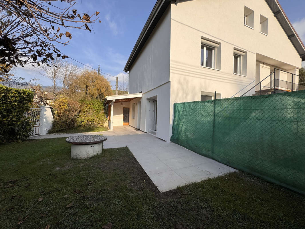 Appartement à BRIE-ET-ANGONNES