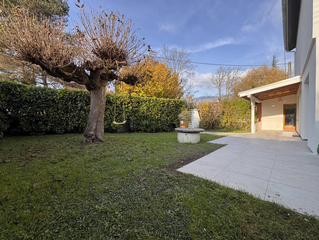 Appartement à BRIE-ET-ANGONNES