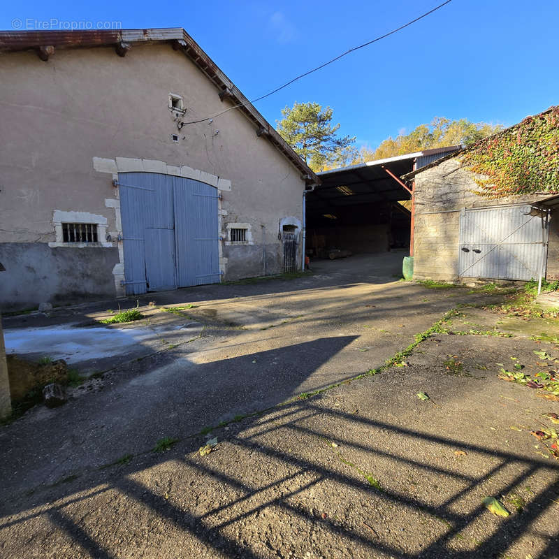 Maison à THUILLEY-AUX-GROSEILLES