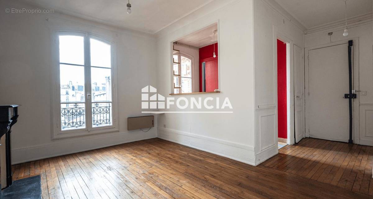 Appartement à PARIS-11E