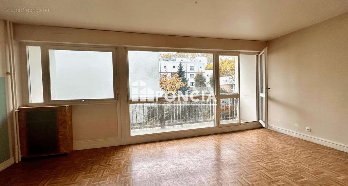 Appartement à PARIS-20E