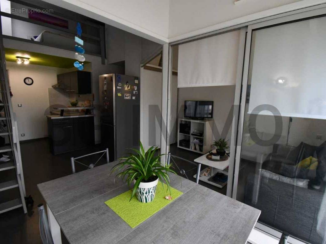 Appartement à SAINT-CYPRIEN