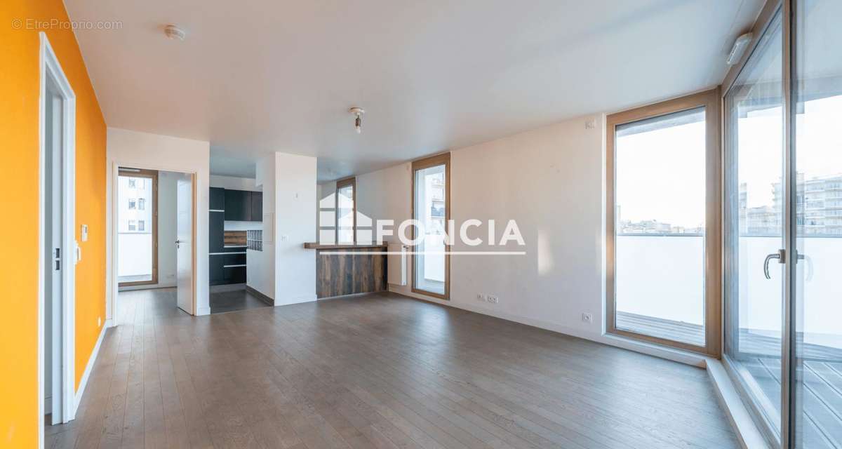 Appartement à PARIS-19E