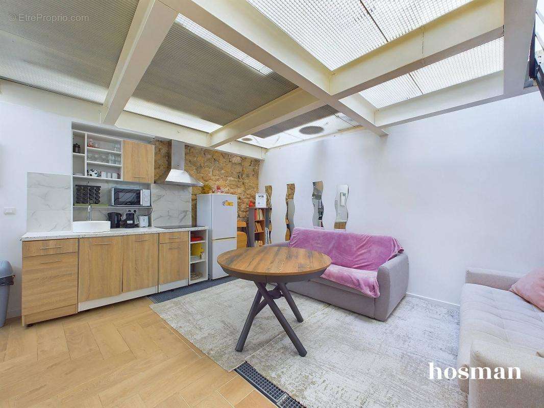 Appartement à PARIS-3E