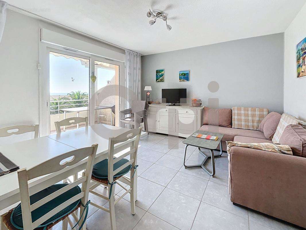 Appartement à FREJUS