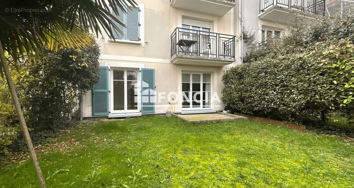 Appartement à CORBEIL-ESSONNES