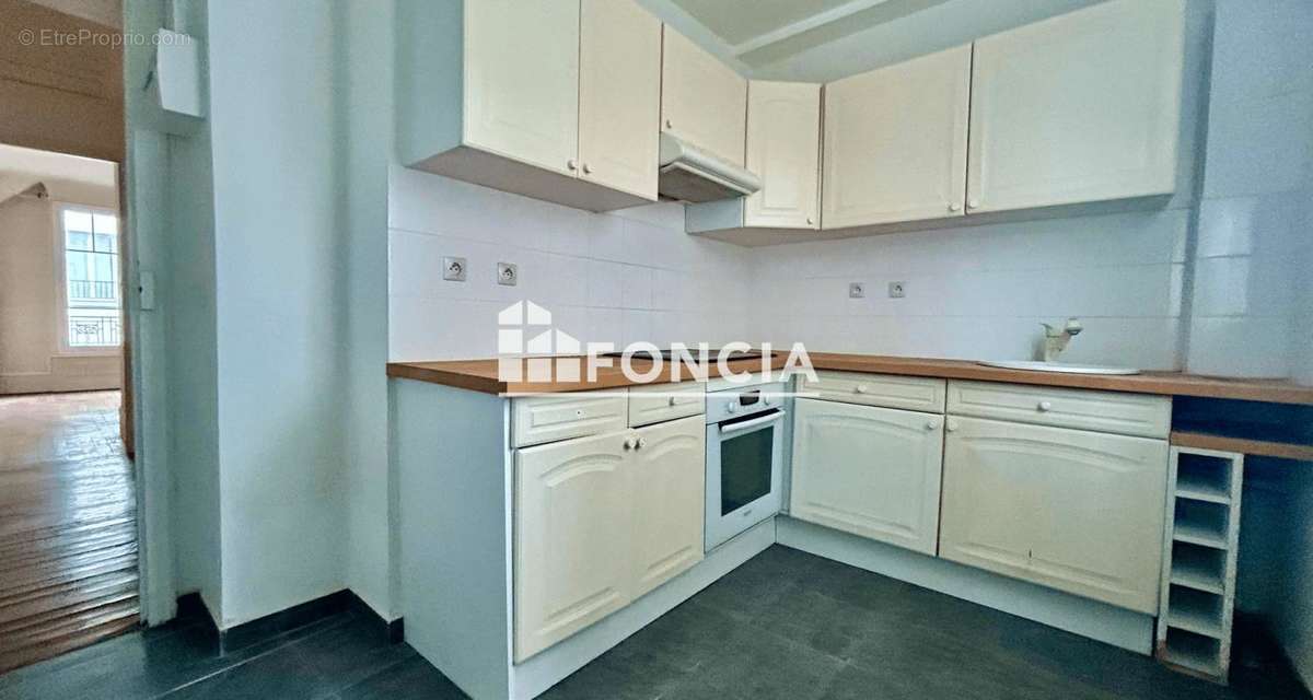 Appartement à ASNIERES-SUR-SEINE