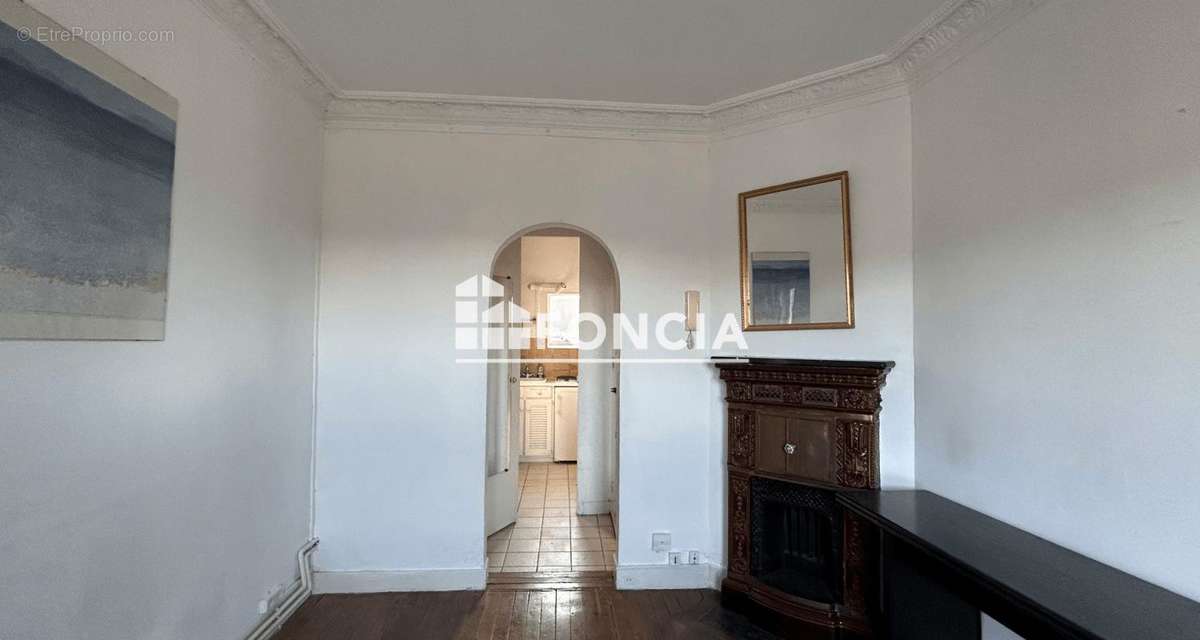 Appartement à PARIS-18E