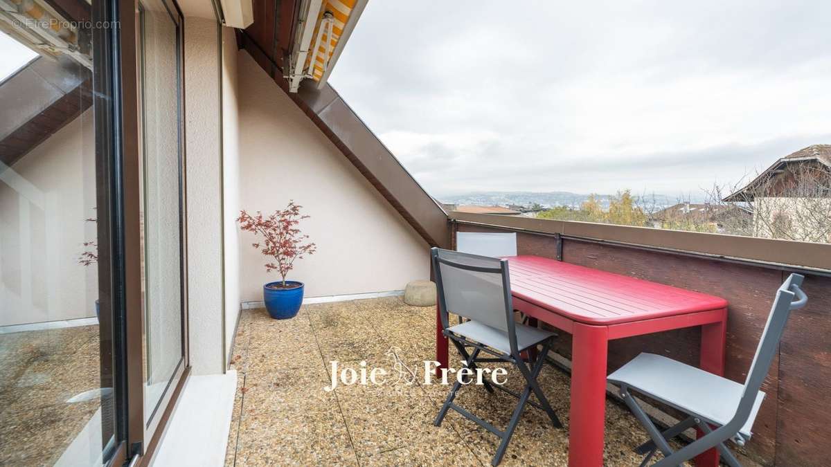 Appartement à ANNECY-LE-VIEUX