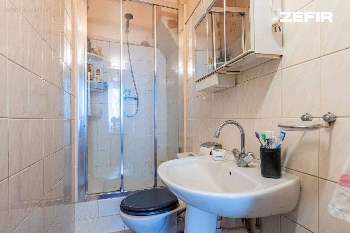 Appartement à PARIS-10E