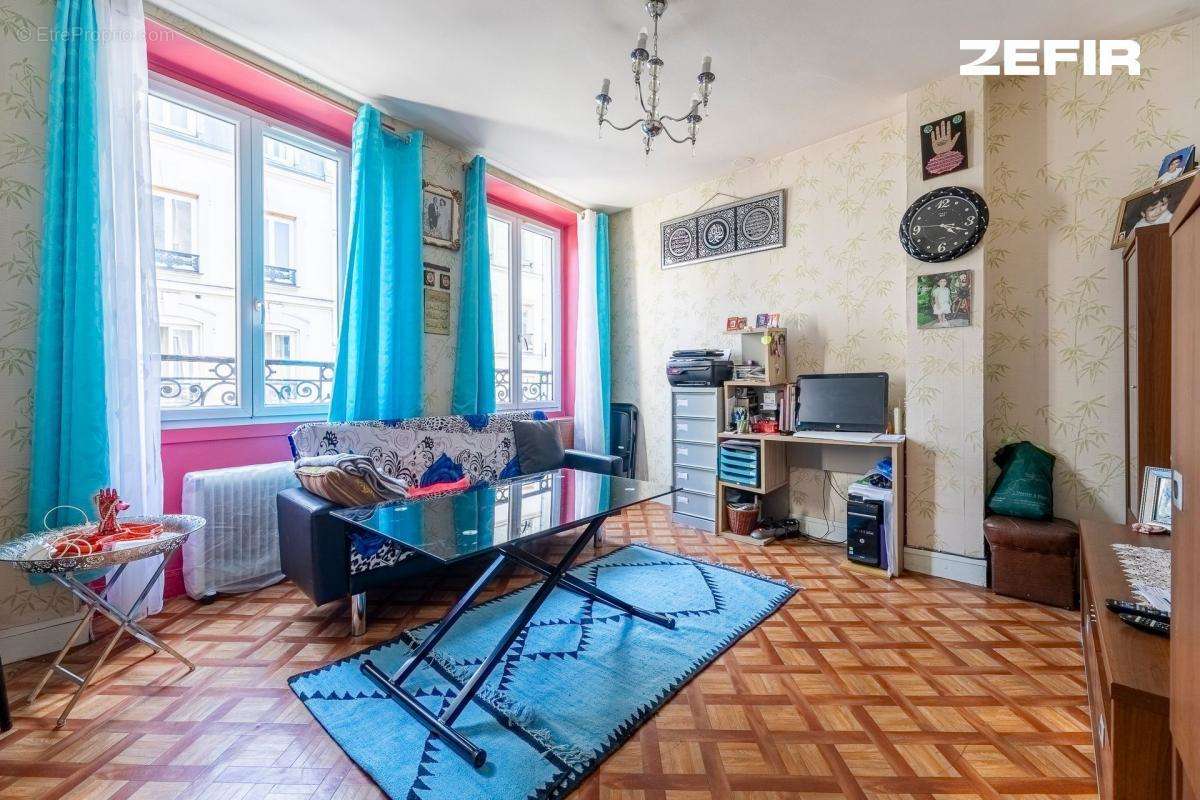 Appartement à PARIS-10E