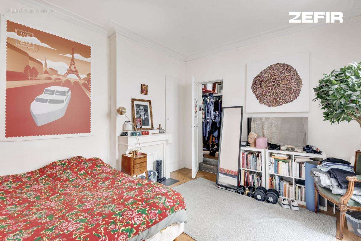 Appartement à PARIS-10E