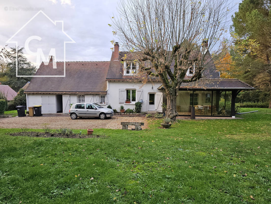 Maison à CHITENAY