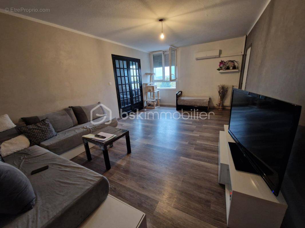 Appartement à NIMES