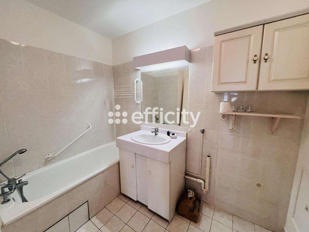 Appartement à LYON-8E