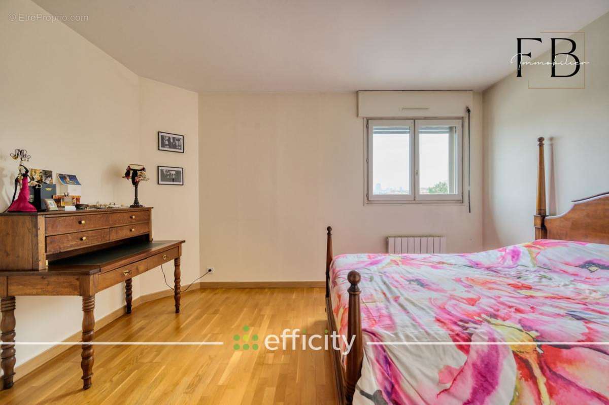 Appartement à RUEIL-MALMAISON